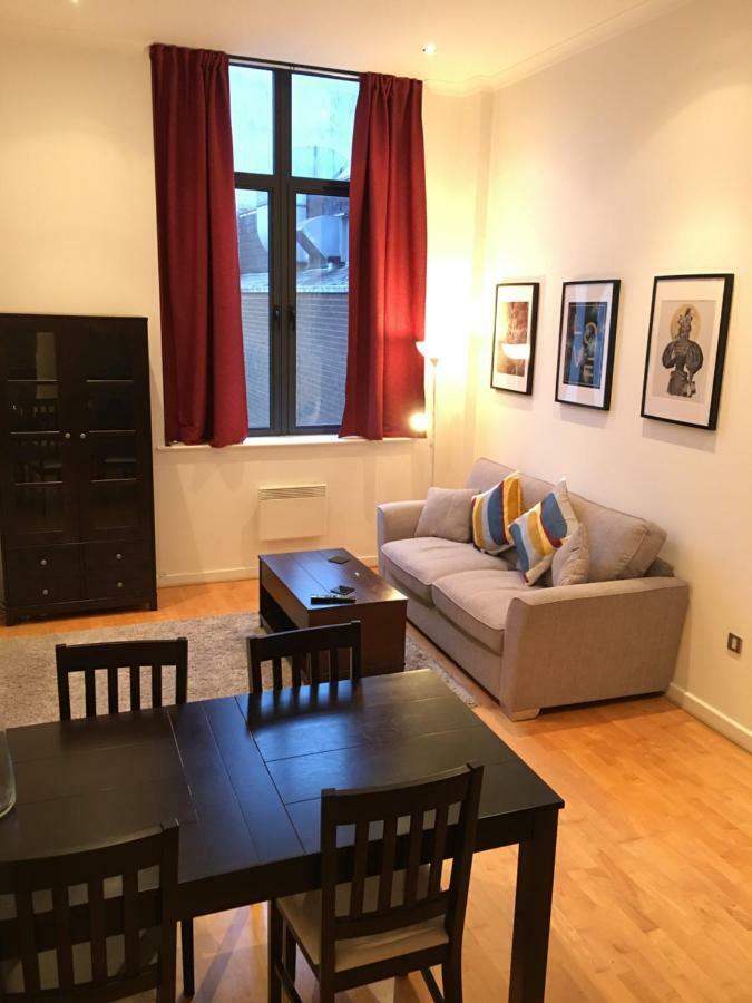Stylish City Centre Apartment Cardiff Eksteriør bilde