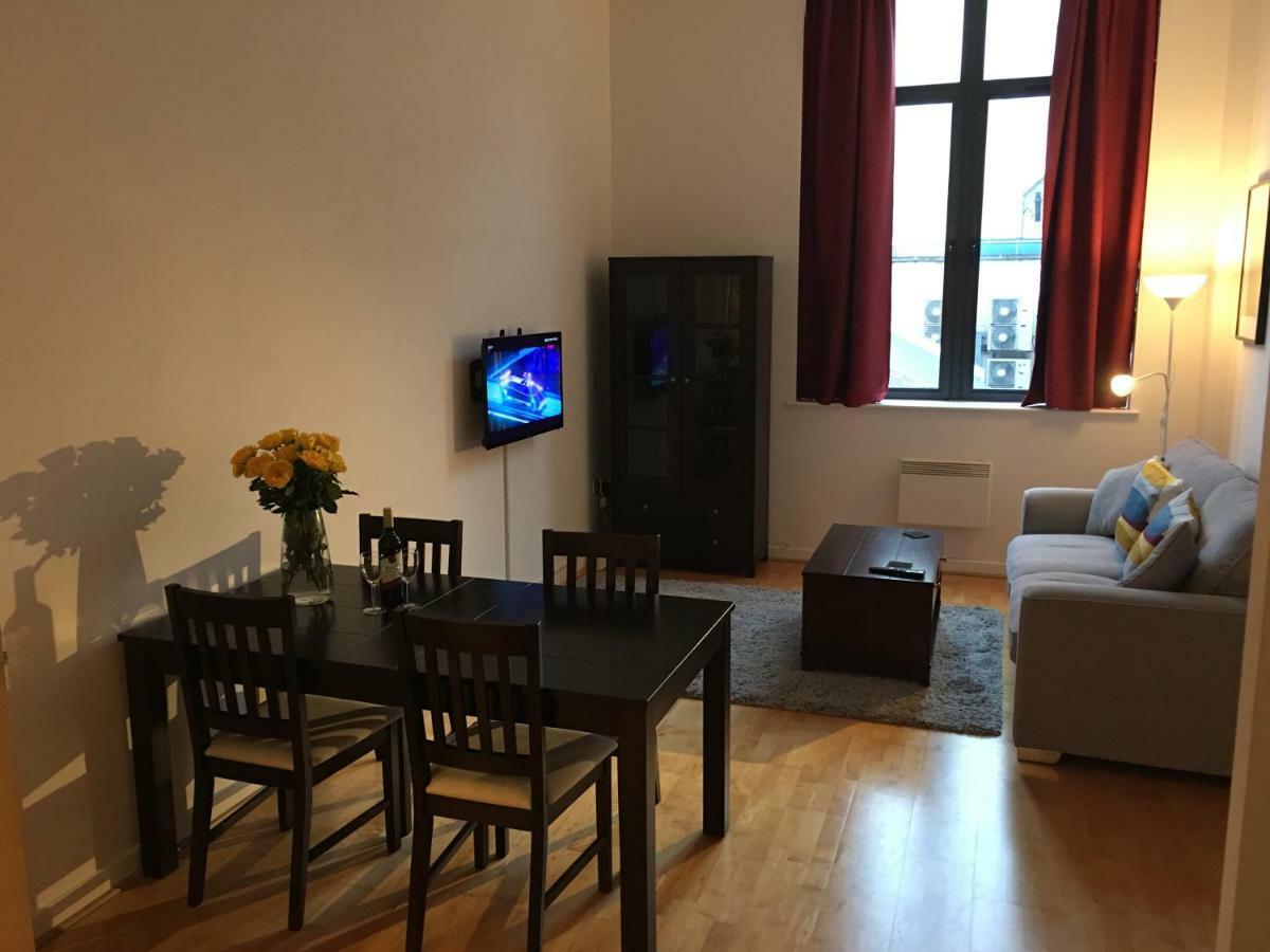 Stylish City Centre Apartment Cardiff Eksteriør bilde
